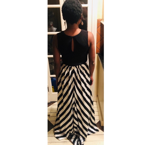 Betsey& Adam BallGown - Picture 4 of 4